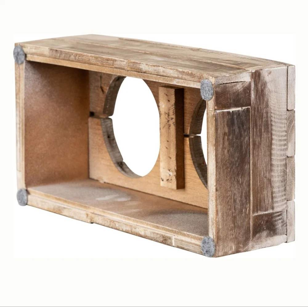 Medium/Large water/food feeder - NEW